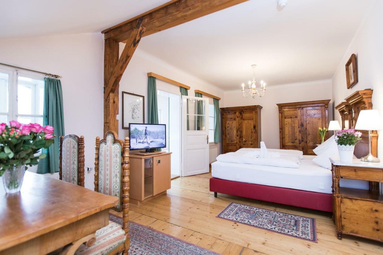 Hotel Am See - Seeresidenz Altaussee Exterior photo